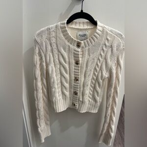 *NWOT* A&F Cream Cable Knit Cardigan